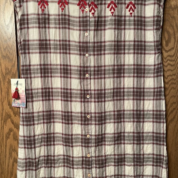 Johnny Was sleeveless flannel button down top - Picture 2 of 4